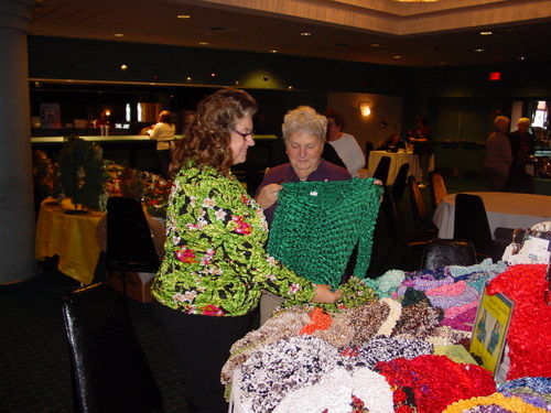 ./Gallery/Arts&Craft11-13-11/DSC06842.JPG