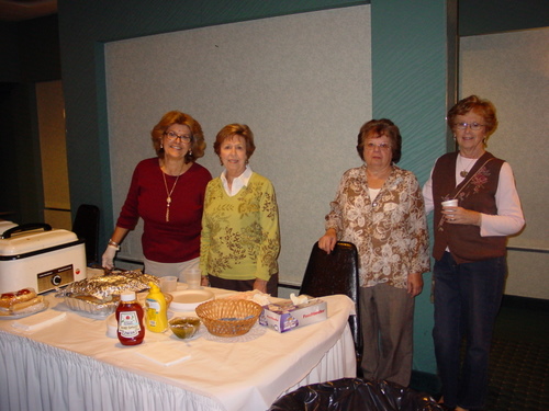 ./Gallery/Arts&Craft11-13-11/DSC06845.JPG