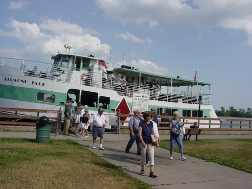 ./Gallery/BoatCruise2018/DSC09225JPG.jpg