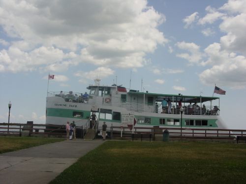 ./Gallery/BoatCruise2019/DSC09778.jpg