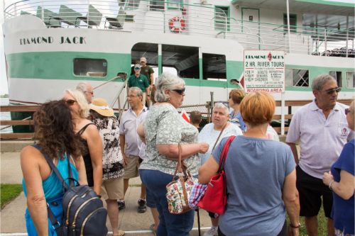 ./Gallery/BoatCruise2019/IMG_0006.jpg