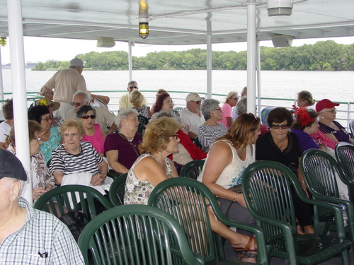 ./Gallery/BoatRide2016/DSC08112.JPG