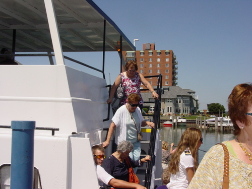 ./Gallery/BoatRide8-1-12/DSC07124.JPG