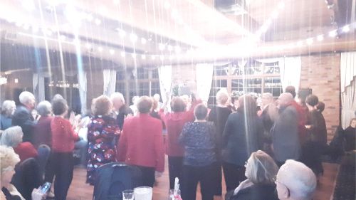 ./Gallery/ChristmasParty2019/194935.jpg