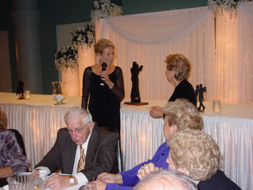 ./Gallery/DancewStars10-3-09/DSC04584.JPG