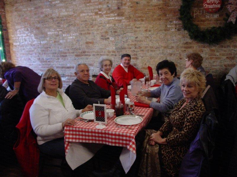 ./Gallery/Genittis12-01-16/DSC08222.jpg