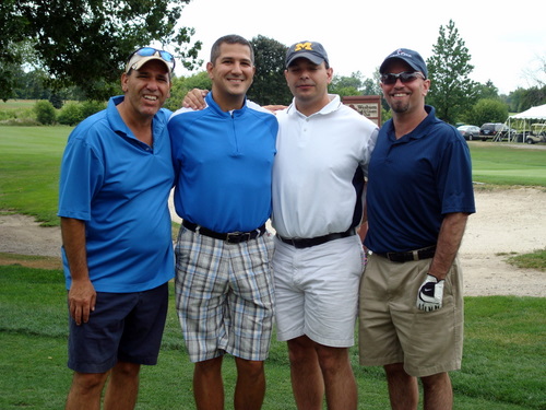 ./Gallery/GolfOuting8-9-08/DSC00551.JPG
