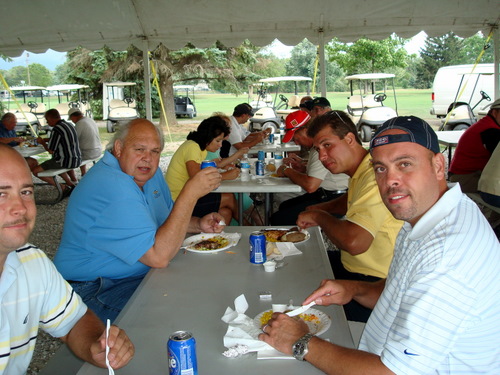 ./Gallery/GolfOuting8-9-08/DSC00571.JPG