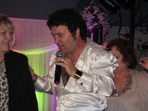./Gallery/LegendsLive10-15-11/IMG_1103.JPG