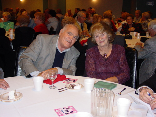 ./Gallery/LegendsLive11-06-10/DSC05669.JPG