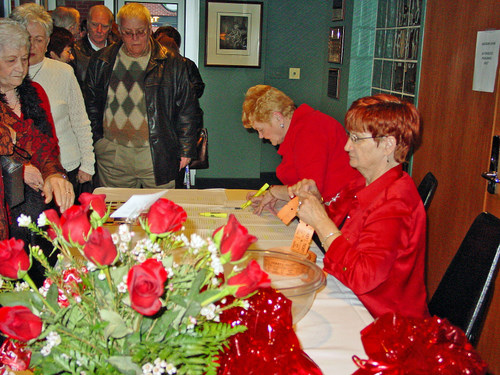 ./Gallery/LegendsLive2-12-11/DSC06097.JPG