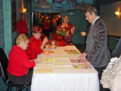 ./Gallery/LegendsLive2-12-11/DSC06114.JPG