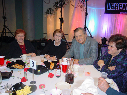 ./Gallery/LegendsLive2-12-11/DSC06124.JPG