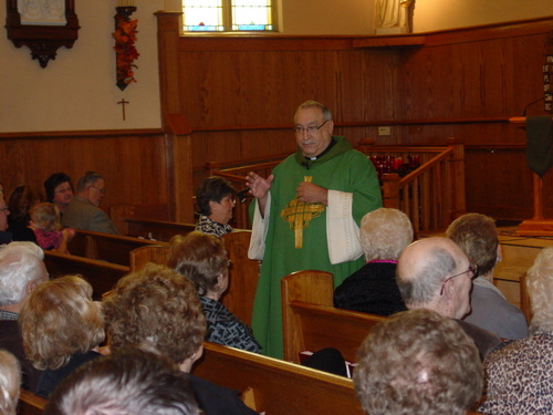 ./Gallery/MemorialMass11-06-11/DSC06816.JPG