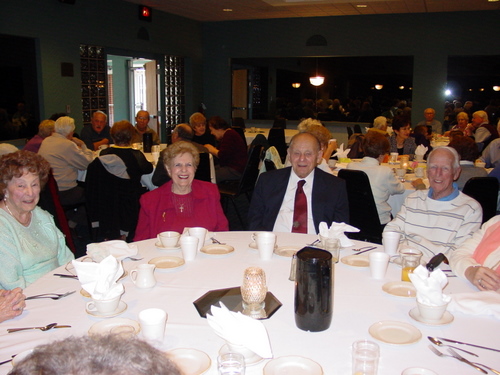 ./Gallery/MemorialMass11-07-10/DSC05705.JPG