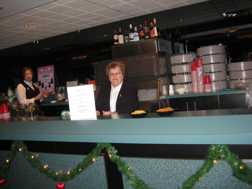 ./Gallery/NewYearsEveLegendLive12-31-12/IMG_0002.JPG