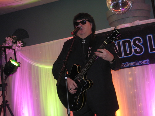 ./Gallery/NewYearsEveLegendLive12-31-12/IMG_0025.JPG