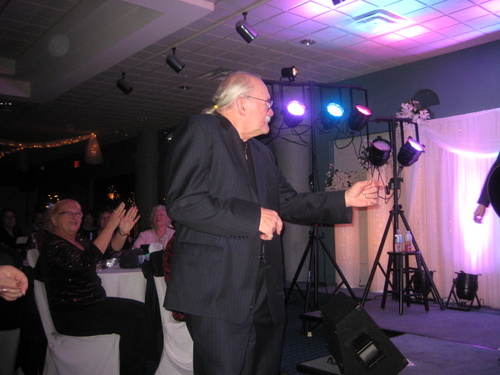 ./Gallery/NewYearsEveLegendLive12-31-12/IMG_0031.JPG