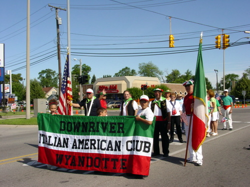 ./Gallery/Parade7-4-08/DSC02976.JPG