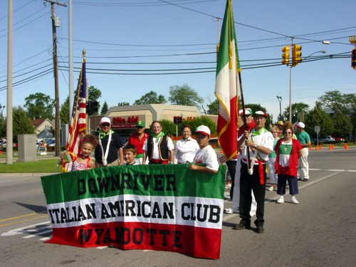 ./Gallery/Parade7-4-08/DSC02977.JPG