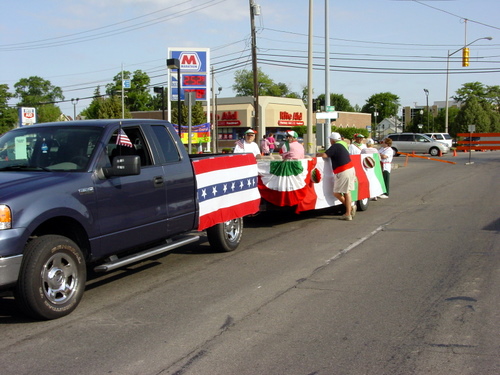 ./Gallery/Parade7-4-09/DSC03858.JPG