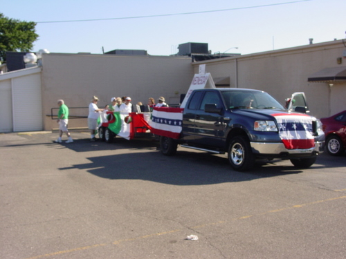 ./Gallery/Parade7-4-10/DSC05173.JPG