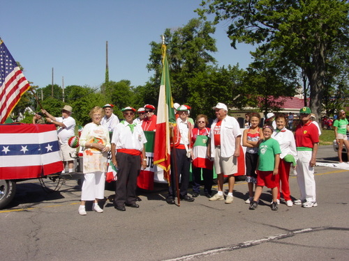 ./Gallery/Parade7-4-10/DSC05175.JPG