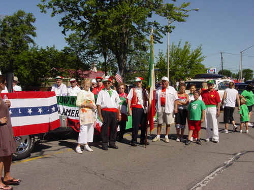 ./Gallery/Parade7-4-10/DSC05176.JPG