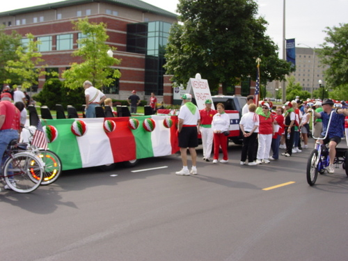 ./Gallery/Parade7-4-11/DSC06405.JPG