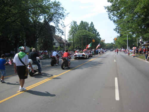 ./Gallery/Parade7-4-12/IMG_0142.JPG
