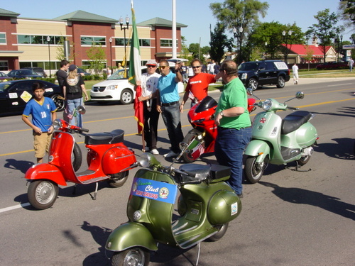 ./Gallery/Parade7-4-14/DSC07889.JPG