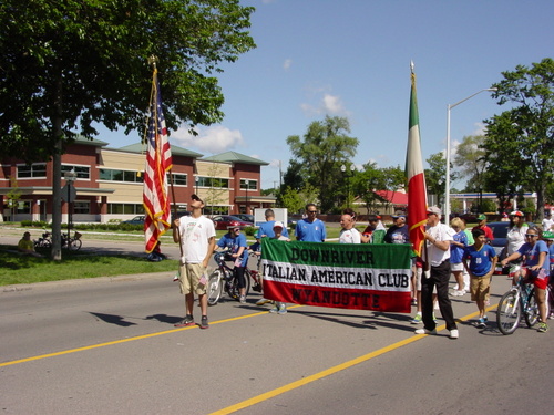 ./Gallery/Parade7-4-14/DSC07900.JPG