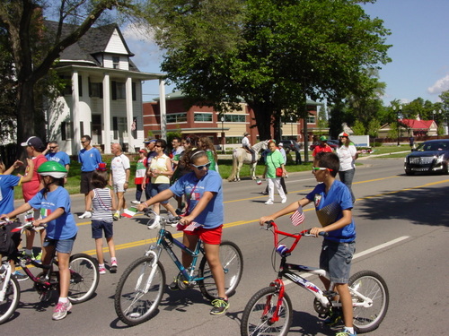 ./Gallery/Parade7-4-14/DSC07902.JPG