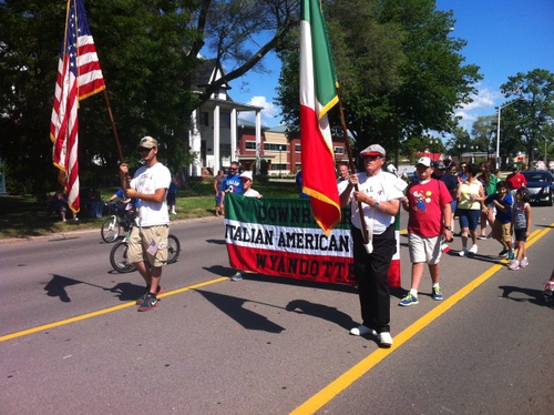 ./Gallery/Parade7-4-14/IMG_0166.JPG