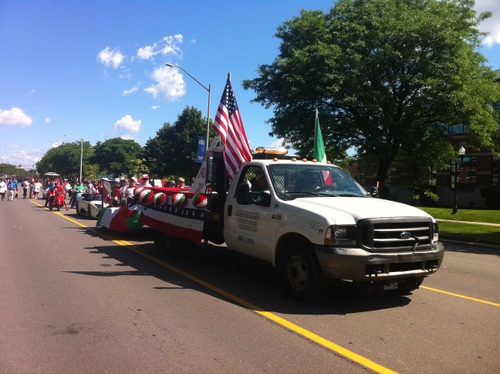 ./Gallery/Parade7-4-14/IMG_0171.JPG