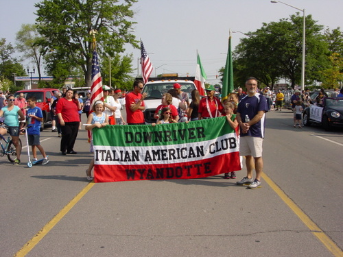 ./Gallery/Parade7-4-15/DSC07951.JPG