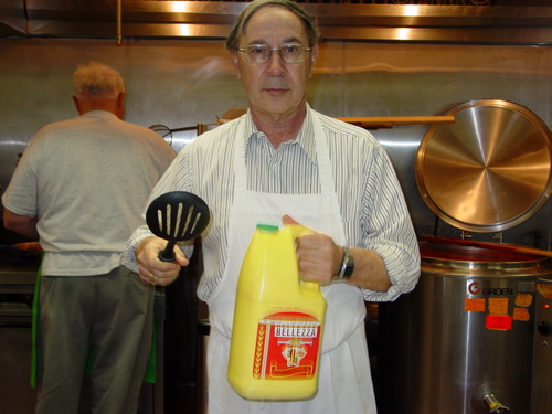 ./Gallery/PastaDinner04-21-10/DSC05046.JPG