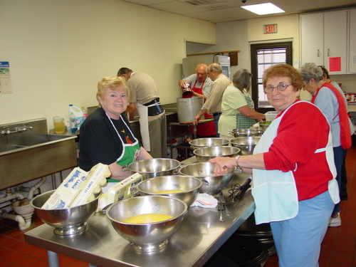 ./Gallery/PastaDinner05-19-10/DSC05070.JPG