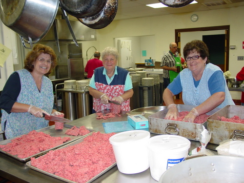 ./Gallery/PastaDinner05-19-10/DSC05073.JPG