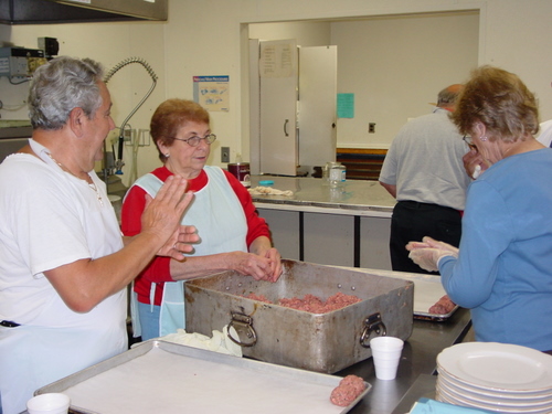 ./Gallery/PastaDinner05-19-10/DSC05077.JPG