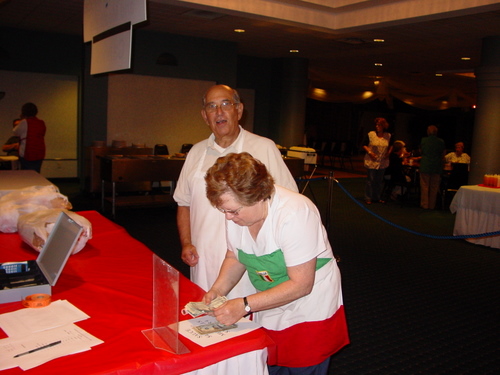 ./Gallery/PastaDinner05-19-10/DSC05099.JPG