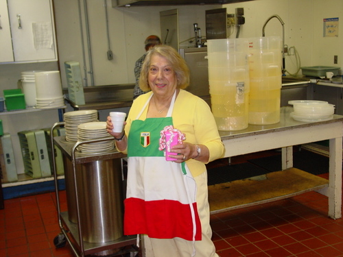 ./Gallery/PastaDinner06-21-10/DSC05149.JPG