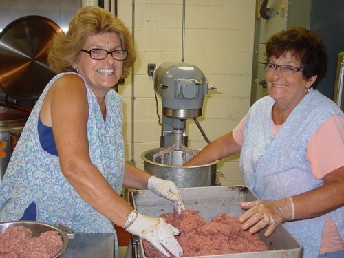 ./Gallery/PastaDinner08-17-11/DSC06570.JPG