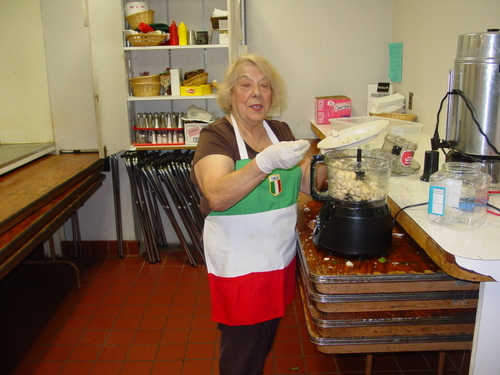 ./Gallery/PastaDinner08-17-11/DSC06575.JPG