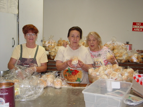 ./Gallery/PastaDinner08-17-11/DSC06587.JPG