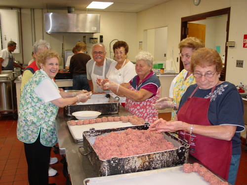 ./Gallery/PastaDinner09-15-10/DSC05472.JPG