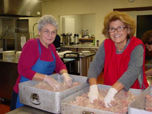 ./Gallery/PastaDinner10-17-12/DSC07295.JPG