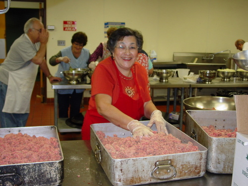 ./Gallery/PastaDinner11-17-10/DSC05773.JPG