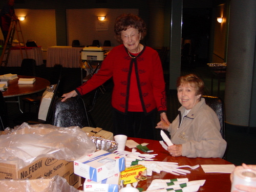 ./Gallery/PastaDinner11-17-10/DSC05776.JPG