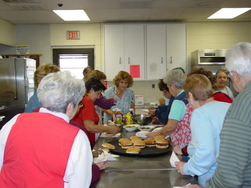 ./Gallery/PastaDinner11-17-10/DSC05779.JPG